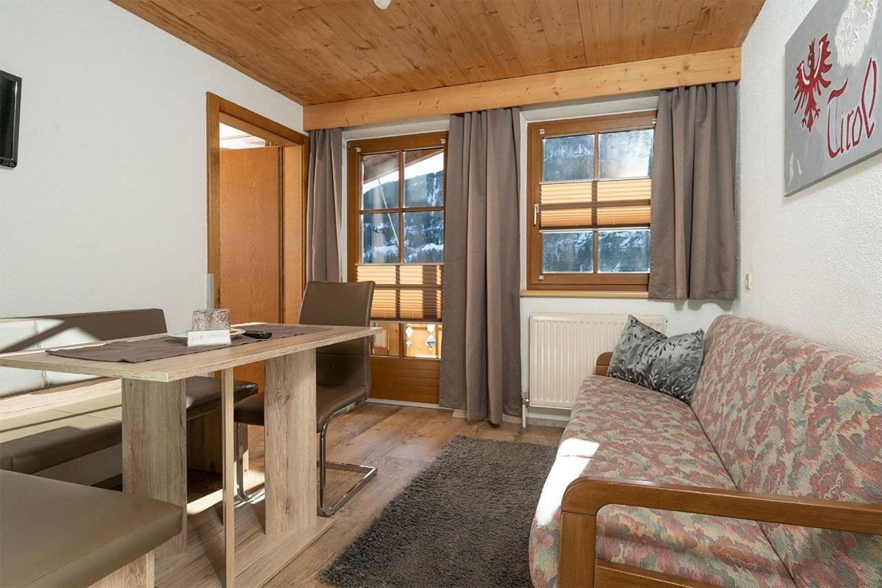 Pension Berggeist Зёльден Экстерьер фото